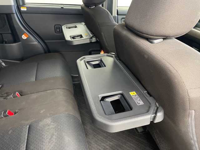 ダイハツ トール Gターボ 岐阜県 2021(令3)年 2.1万km ブラックマイカメタリック フリップダウンモニター/純正SDナビ/フルセグ/BT/DVD/USB/バックカメラ/スマートアシストIII/・衝突軽減ブレーキ/・オートハイビーム/・車線逸脱警報機能/純正ドライブレコーダー/ビルトインETC/前席シートヒーター/クリアランスソナー/両側パワースライドドア/純正フロアマット/サイドバイザー/LEDオートライト/シートバックテーブル/サンシェード/アイドリングストップ/プッシュスタート