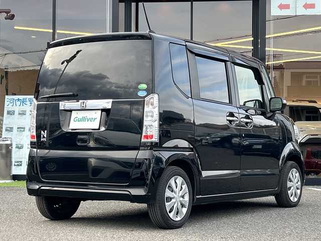 ホンダ Ｎ ＢＯＸ G SSパッケージ 大阪府 2017(平29)年 5.9万km クリスタルブラックパール 衝突軽減　純正ナビ（ＶＸＭ－１７４ＶＦＸＩ）　フルセグＴＶ　ＣＤ　ＤＶＤ　両側パワースライド　前後ドラレコ　バックカメラ　シートヒーター　ＥＴＣ　オートライト　純正フロアマット　