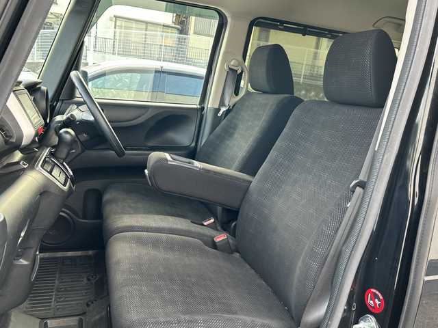 ホンダ Ｎ ＢＯＸ G SSパッケージ 大阪府 2017(平29)年 5.9万km クリスタルブラックパール 衝突軽減　純正ナビ（ＶＸＭ－１７４ＶＦＸＩ）　フルセグＴＶ　ＣＤ　ＤＶＤ　両側パワースライド　前後ドラレコ　バックカメラ　シートヒーター　ＥＴＣ　オートライト　純正フロアマット　