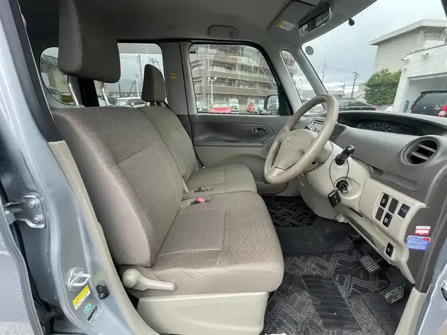 ダイハツ タント X 島根県 2013(平25)年 6.8万km ブライトシルバーメタリック ワンオーナー/純正CDオーディオ　/AM/FM/ETC/アイドリングストップ/片側パワースライドドア　/スマートキー　/純正フロアマット/保証書