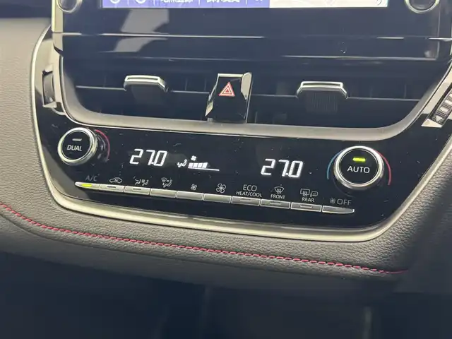 トヨタ カローラ スポーツ ハイブリッドG Z 滋賀県 2020(令2)年 0.5万km パール 純正9インチナビ/Bluetooth/USB/フルセグテレビ/バックカメラ/セーフティセンス/インテリジェントクリアランスソナー/ドライブモードセレクト/LEDヘッドライト/ドライブレコーダー/自動防眩インナーミラー/プッシュスタート/スマートキー