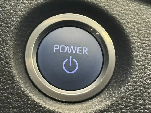 トヨタ カローラ スポーツ ハイブリッドG Z 滋賀県 2020(令2)年 0.5万km パール 純正9インチナビ/Bluetooth/USB/フルセグテレビ/バックカメラ/セーフティセンス/インテリジェントクリアランスソナー/ドライブモードセレクト/LEDヘッドライト/ドライブレコーダー/自動防眩インナーミラー/プッシュスタート/スマートキー