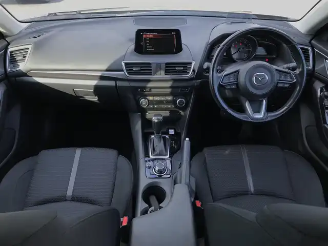 マツダ アクセラ スポーツ 15S プロアクティブ 鳥取県 2018(平30)年 4.4万km マシーングレープレミアムM 純正ナビ/フルセグ/CD/DVD/BT/USB/バックカメラ/衝突軽減ブレーキ/レーダークルーズコントロール/ブラインドスポットモニター/ヘットアップディスプレイ/リアクロストラフィックアラート/ハイビームアシスト/運転席パワーシート/メモリー機能付き/前席シートヒーター/ステアリングヒーター/パドルシフト/LEDヘットライト/フォグライト/純正18インチアルミホイール/プッシュエンジンスタート/アイドリングストップ/スマートキー