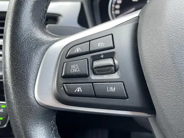 ＢＭＷ Ｘ１ xDrive 18d xライン 埼玉県 2019(平31)年 6.3万km アルピンホワイトⅢ ワンオーナー/ハーフレザーシート/純正HDDナビ/(Bluetooth/USB)/アダプティブクルーズコントロール/アンビエントライト/コーナーセンサー/シートヒーター/純正18インチアルミホイール/電動リアゲート/スマートキー/ミラーETC