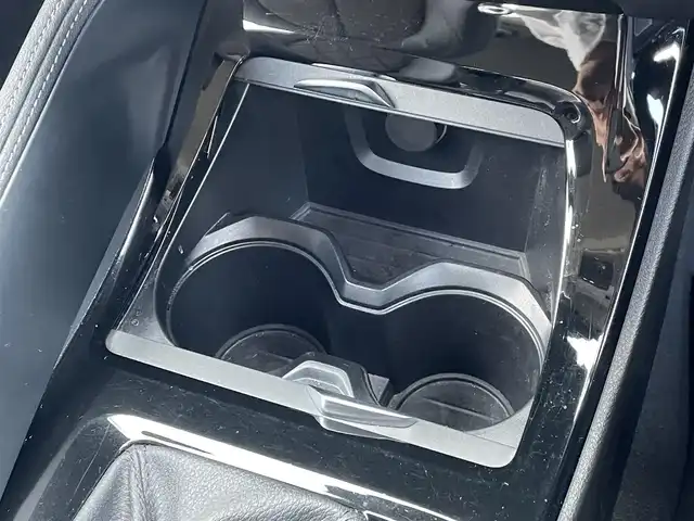 ＢＭＷ Ｘ１ xDrive 18d xライン 埼玉県 2019(平31)年 6.3万km アルピンホワイトⅢ ワンオーナー/ハーフレザーシート/純正HDDナビ/(Bluetooth/USB)/アダプティブクルーズコントロール/アンビエントライト/コーナーセンサー/シートヒーター/純正18インチアルミホイール/電動リアゲート/スマートキー/ミラーETC