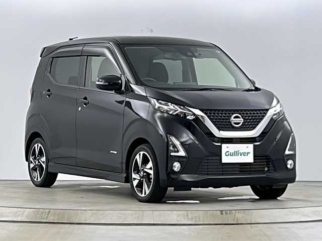 日産 デイズ ハイウェイスターG ターボ 愛知県 2019(令1)年 5.3万km ブラック 純正ナビ　ドライブレコーダー　フルセグ　ＣＤ　Ｂｌｕｅｔｏｏｔｈ　ミュージックサーバー　バックカメラ　ＥＴＣ　ターボ　アイドリングストップ　ＬＥＤヘッドライト　オートライト　フォグランプ　スマートキー　スペアキー