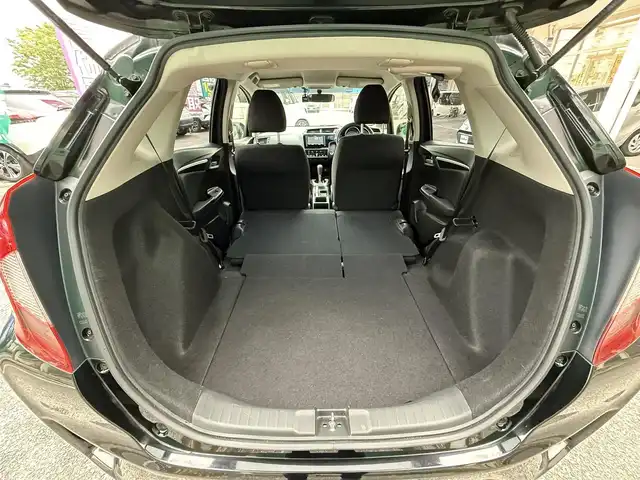 ホンダ フィット 13G Fパッケージ 千葉県 2015(平27)年 8.3万km クリスタルブラックパール ナビ/　(AM/FM/CD/DVD/USB)/ワンセグTV/前後ドライブレコーダー (DRY-TW8500)/ETC/プッシュエンジンスタート/スマートキー×2/アイドリングストップ/ヘッドライトレベライザー/ウィンカー付き電動格納ミラー/純正フロアマット/保証書＆取扱説明書/ナビ取扱説明書