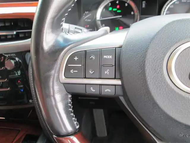 レクサス ＬＸ 570 千葉県 2017(平29)年 5.2万km ソニッククォーツ モデリスタエアロ/マークレビンソンサウンドシステム/12.3インチメーカーオプションナビ/　【DVD/BD/Bluetooth/SD/USB/CD/AUX/ラジオ】/パノラミックビューモニター/サンルーフ/サンフレアブラウンレザーシート/全席パワーシート/シートヒーター/エアシート/Lexus Safety System/三眼LEDヘッドライト/純正21インチアルミホイール/ハンドルヒーター/クールボックス/ステアリングスイッチ/パドルシフト/パワーバックドア/オートライト/プッシュスタート/スマートキー/スペアキー×2/純正フロアマット/ドアバイザー/新車保証書/取扱説明書/ナビ説明書