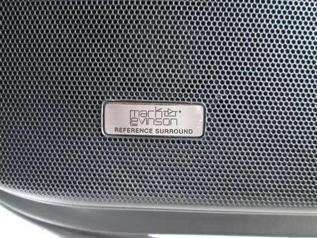 レクサス ＬＸ 570 千葉県 2017(平29)年 5.2万km ソニッククォーツ モデリスタエアロ/マークレビンソンサウンドシステム/12.3インチメーカーオプションナビ/　【DVD/BD/Bluetooth/SD/USB/CD/AUX/ラジオ】/パノラミックビューモニター/サンルーフ/サンフレアブラウンレザーシート/全席パワーシート/シートヒーター/エアシート/Lexus Safety System/三眼LEDヘッドライト/純正21インチアルミホイール/ハンドルヒーター/クールボックス/ステアリングスイッチ/パドルシフト/パワーバックドア/オートライト/プッシュスタート/スマートキー/スペアキー×2/純正フロアマット/ドアバイザー/新車保証書/取扱説明書/ナビ説明書