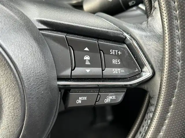 マツダ ＣＸ－５ XD スマートエディション 熊本県 2020(令2)年 5.5万km チタニウムフラッシュマイカ 純正ナビ/・AM/FM/SD/USB/BT/・全周囲カメラ/ｉ－ＡＣＴＩＶＥＳＥＮＳＥ/・スマートブレーキサポート/・スマートシティブレーキサポート/・ブラインドスポットモニター/・レーンキープアシスト/・交通標識認識システム/アダプティブクルーズコントロール/ヘッドアップディスプレイ/コーナーセンサー/ＥＴＣ/ステアリングリモコン/電子パーキング/オートホールド/ＬＥＤヘッドライト/オートライト/スマートキー/プッシュスタート/純正ラバーマット/純正アルミホイール