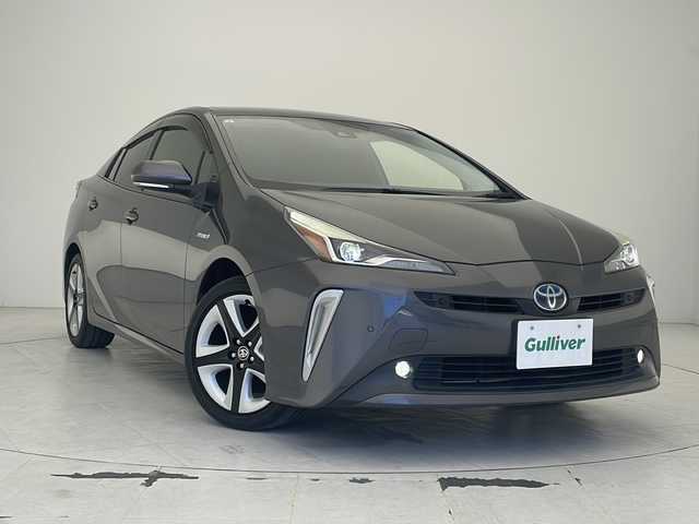 トヨタ プリウス S ツーリングセレクション 沖縄県 2019(令1)年 7.9万km グレーメタリック 純正ナビ(NSZT-W68T)/(フルセグＴＶ/ＴＶキャンセラー　ＤＶＤ再生　ＢＴ接続)　バックカメラ　/社外ドラレコ　/合皮シート　/前席シートヒーター　/前後クリアランスソナー　/純正フロアマット　/ドアバイザー　/オートリトラミラー