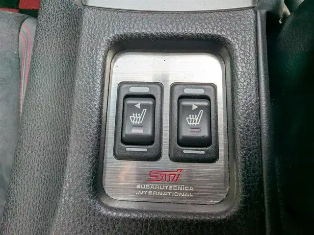 スバル ＢＲＺ S 栃木県 2012(平24)年 13.5万km サテンホワイトパール (株)IDOMが運営する【じしゃロン宇都宮店】の自社ローン対象車両になります。こちらは現金またはオートローンご利用時の価格です。自社ローンご希望の方は別途その旨お申付け下さい/社外ナビ/シートヒーター/ハーフレザーシート/ETC/パドルシフト/車高調/プッシュスタート/スマートキー
