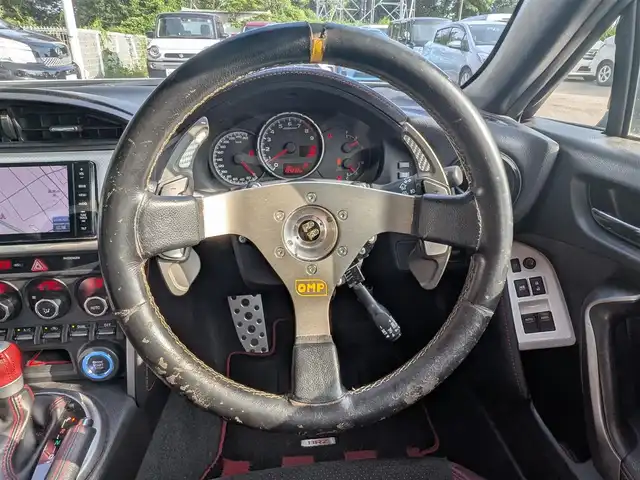 スバル ＢＲＺ S 栃木県 2012(平24)年 13.5万km サテンホワイトパール (株)IDOMが運営する【じしゃロン宇都宮店】の自社ローン対象車両になります。こちらは現金またはオートローンご利用時の価格です。自社ローンご希望の方は別途その旨お申付け下さい/社外ナビ/シートヒーター/ハーフレザーシート/ETC/パドルシフト/車高調/プッシュスタート/スマートキー