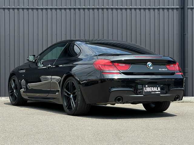 ＢＭＷ ６４０ｉ クーペ Mスポーツ 福島県 2018(平30)年 2.1万km サファイアブラックP サンルーフ/アダプティブクルーズコントロール/黒革シート/ヘッドアップディスプレイ/ブラインドスポットミニター/レーンディパーチャーウォーニング/コンフォートアクセス/純正20AW/純正HDDナビ(BT/USB/CD/DVD/AUX)/フルセグTV/バックカメラ/メモリ付パワーシート(D・N)/シートヒーター(D・N)/パドルシフト/ドライブモード/ステアリングスイッチ/LEDライト/オートライト/ドライブレコーダー(前方のみ)/取扱説明書/保証書/スペアキー