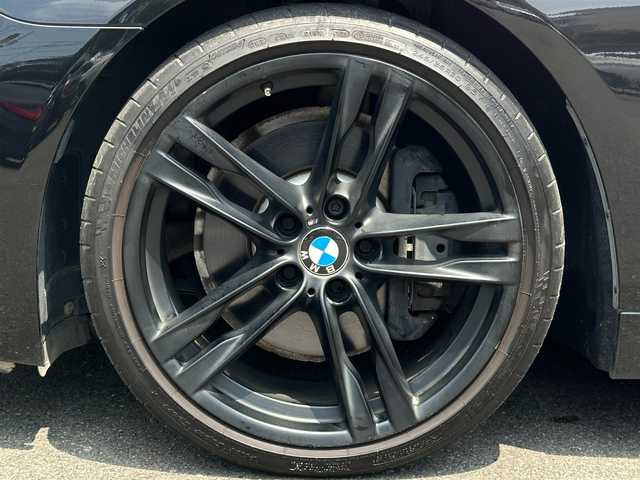 ＢＭＷ ６４０ｉ クーペ Mスポーツ 福島県 2018(平30)年 2.1万km サファイアブラックP サンルーフ/アダプティブクルーズコントロール/黒革シート/ヘッドアップディスプレイ/ブラインドスポットミニター/レーンディパーチャーウォーニング/コンフォートアクセス/純正20AW/純正HDDナビ(BT/USB/CD/DVD/AUX)/フルセグTV/バックカメラ/メモリ付パワーシート(D・N)/シートヒーター(D・N)/パドルシフト/ドライブモード/ステアリングスイッチ/LEDライト/オートライト/ドライブレコーダー(前方のみ)/取扱説明書/保証書/スペアキー