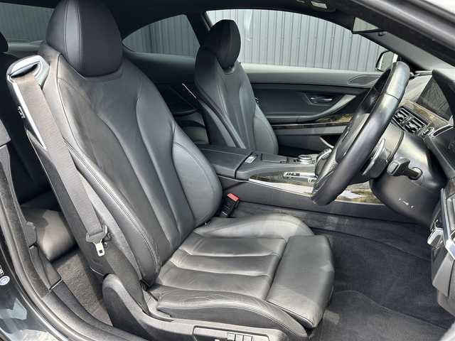 ＢＭＷ ６４０ｉ クーペ Mスポーツ 福島県 2018(平30)年 2.1万km サファイアブラックP サンルーフ/アダプティブクルーズコントロール/黒革シート/ヘッドアップディスプレイ/ブラインドスポットミニター/レーンディパーチャーウォーニング/コンフォートアクセス/純正20AW/純正HDDナビ(BT/USB/CD/DVD/AUX)/フルセグTV/バックカメラ/メモリ付パワーシート(D・N)/シートヒーター(D・N)/パドルシフト/ドライブモード/ステアリングスイッチ/LEDライト/オートライト/ドライブレコーダー(前方のみ)/取扱説明書/保証書/スペアキー