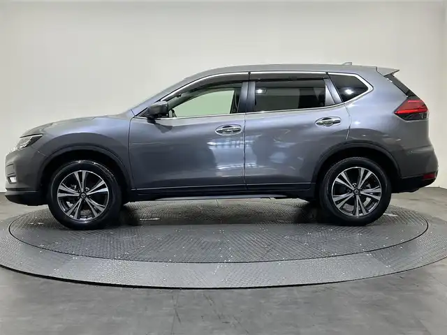 日産 エクストレイル 20Xi 愛媛県 2019(令1)年 5.8万km ダークメタルグレー ・プロパイロット/・エマージェンシーブレーキ /・純正9インチナビゲーション/・Bluetooth/フルセグテレビ/DVD/・アラウンドビューモニター/・カプロンハーフシート/・ドライブレコーダー/・ETC/・LEDヘッドライト/・スマートキー