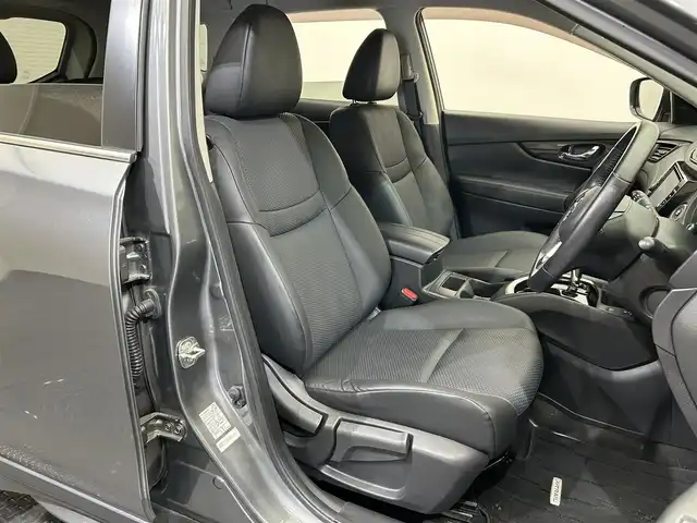 日産 エクストレイル 20Xi 愛媛県 2019(令1)年 5.8万km ダークメタルグレー ・プロパイロット/・エマージェンシーブレーキ /・純正9インチナビゲーション/・Bluetooth/フルセグテレビ/DVD/・アラウンドビューモニター/・カプロンハーフシート/・ドライブレコーダー/・ETC/・LEDヘッドライト/・スマートキー
