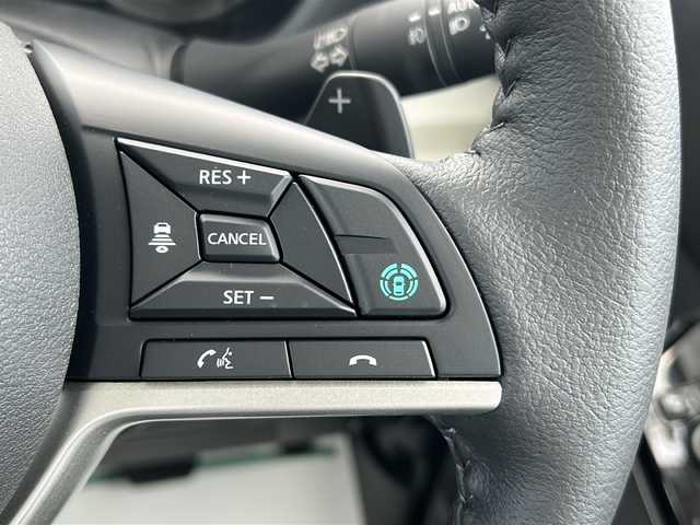 三菱 デリカミニ T プレミアム 三重県 2025(令7)年 0.1千km ベージュⅡ 登録済未使用車/純正9型ディスプレイオーディオ/全周囲/両側パワースライドドア/デジタルインナーミラー/前席シートヒーター/スペアキー/マイパイロット/前後コーナーセンサー/レーダークルーズコントロール/レーンキープアシスト/オートホールド/パドルシフト/USB給電/ステアリングヒーター/ステアリングスイッチ/革巻きステアリング/ダウンヒルアシストコントロール/LEDヘッドライト/ヘッドライトレベライザー/オートライト/オートハイビーム/ハーフレザーシート/電子パーキング/電動格納ミラー/禁煙車