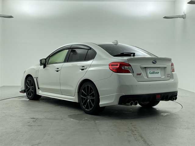 スバル ＷＲＸ Ｓ４ 2．0GT‐S アイサイト 福井県 2018(平30)年 2万km クリスタルホワイトP アイサイトツーリングアシスト/・衝突軽減ブレーキ/・車線逸脱警報機能/・クルーズコントロール（追従有）/・レーンキープアシスト/後側方支援システム/ダイアトーン8インチナビ/【AM/FM/CD/DVD/Bluetooth/フルセグTV】/バックカメラ/サイドカメラ（メーカーOP）/フロントカメラ（メーカーOP）/ETC/STIフロントリップスポイラー/コーナーセンサー/オートライト/LEDヘッドライド/LEDフォグランプ/LEDアクセサリーライナー（ディーラーOP）/ハーフレザーシート/パワーシート（運転席/助手席）/シートヒーター（運転席/助手席）