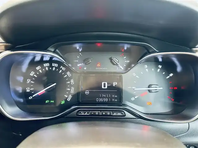 シトロエン Ｃ３ オリジンズ 大阪府 2019(令1)年 3.7万km 黒 純正ディスプレイオーディオ/applecarplay/バックカメラ/クルコン/純正17インチAW/クリアランスソナー/ブラインドスポット/ETC/USB/Bluetooth