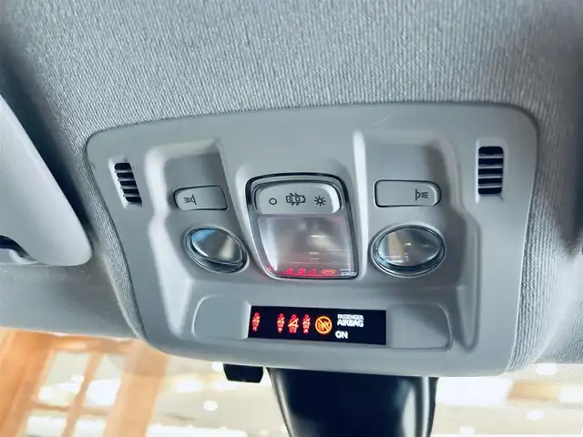 シトロエン Ｃ３ オリジンズ 大阪府 2019(令1)年 3.7万km 黒 純正ディスプレイオーディオ/applecarplay/バックカメラ/クルコン/純正17インチAW/クリアランスソナー/ブラインドスポット/ETC/USB/Bluetooth
