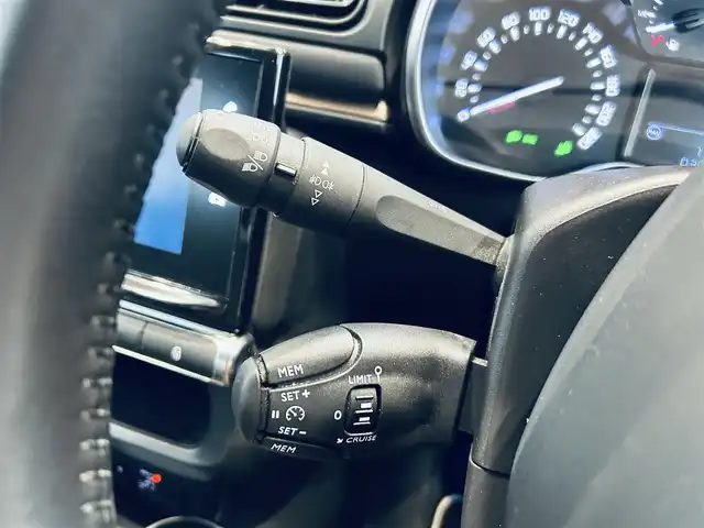 シトロエン Ｃ３ オリジンズ 大阪府 2019(令1)年 3.7万km 黒 純正ディスプレイオーディオ/applecarplay/バックカメラ/クルコン/純正17インチAW/クリアランスソナー/ブラインドスポット/ETC/USB/Bluetooth