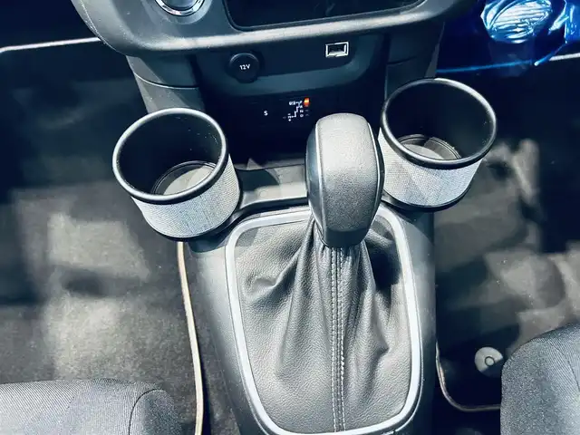 シトロエン Ｃ３ オリジンズ 大阪府 2019(令1)年 3.7万km 黒 純正ディスプレイオーディオ/applecarplay/バックカメラ/クルコン/純正17インチAW/クリアランスソナー/ブラインドスポット/ETC/USB/Bluetooth