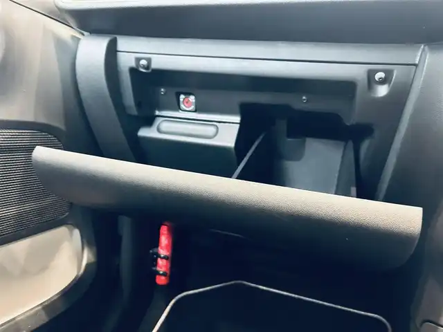 シトロエン Ｃ３ オリジンズ 大阪府 2019(令1)年 3.7万km 黒 純正ディスプレイオーディオ/applecarplay/バックカメラ/クルコン/純正17インチAW/クリアランスソナー/ブラインドスポット/ETC/USB/Bluetooth