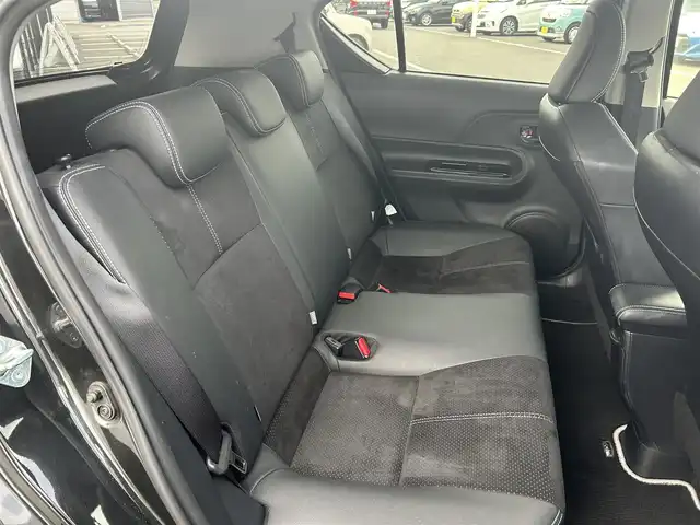トヨタ アクア G G’s 栃木県 2014(平26)年 7万km ブラックマイカ ALPINE7インチナビ/フルセグTV/DVD/Bluetooth/バックカメラ/ビルトインETC/前ドライブレコーダー/プッシュスタート/ステアリングリモコン/LEDオートライト/LEDフォグランプ/純正17インチAW/アイドリングストップ/横滑り防止装置/電動格納ミラー/ドアバイザー