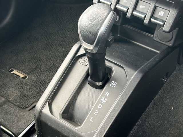 スズキ ジムニー XC 三重県 2019(令1)年 4.4万km ブルーイッシュブラックパール3 純正８型ナビ　/バックカメラ　/ＥＴＣ　/前席シートヒーター　/前後ドライブレコーダー　/クルーズコントロール　/レーンキープアシスト/衝突軽減ブレーキ　/ＬＥＤヘッドライト　/オートライト　/ヒーテッドドアミラー　/ダウンヒルアシストコントロール/ルーフキャリア/電動格納ミラー　/禁煙車