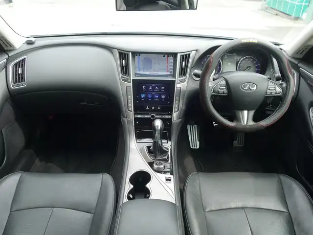 日産 スカイライン 200GT－t タイプSP 静岡県 2014(平26)年 9.5万km クリスタルホワイトパール ワンオーナー/純正メーカーナビ/CD/DVD/BT/MusicBoX/AUX/USB/フルセグTV/ビルトインETC/純正前方ドライブレコーダー/全方位運転支援システム/　車線逸脱防止支援システム/　車線逸脱警報/　後側方衝突防止支援システム/　後側方車両検知平警報　/　後退時衝突防止システム/　前方衝突予測警報/　エマージェンシーブレーキ/　インテリジェントクルーズコントロール/　インテリジェントペダル/　アラウンドビューモニタ/　フロント/バックソナー/前席パワーシート/シートヒーター/純正LEDヘッドライト/純正フロアマット/スマートキー2個/取扱説明書/保証書
