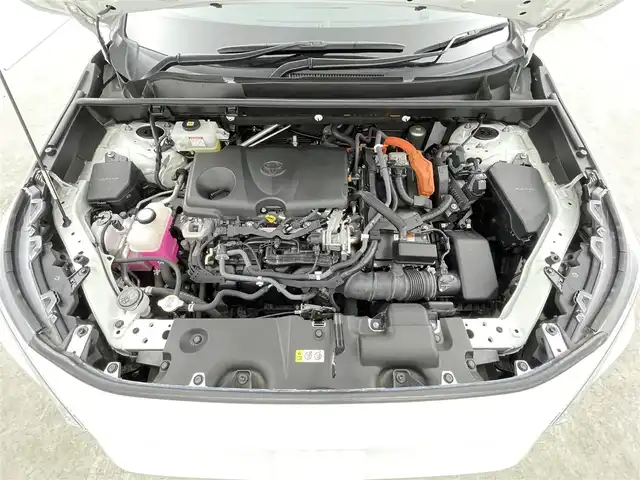 トヨタ ＲＡＶ４ ハイブリッドG 千葉県 2020(令2)年 3.1万km ホワイトパールクリスタルシャイン 4WD/パノラマムーンルーフ/トヨタセーフティセンス/・プリクラッシュセーフティ/・レーントレーシングアシスト/・ブラインドスポットモニター/・クリアランスソナー/・ロードサインアシスト/純正9インチSDナビ/CD MSV BT HDMI フルセグ/バックカメラ/デジタルインナーミラー/パワーバックドア/レーダークルーズコントロール/LEDオートライト/レザーシート/前席シートヒーター/ステアリングヒーター/ビルトインETC2.0/置くだけ充電/プッシュスタート/スマートキー