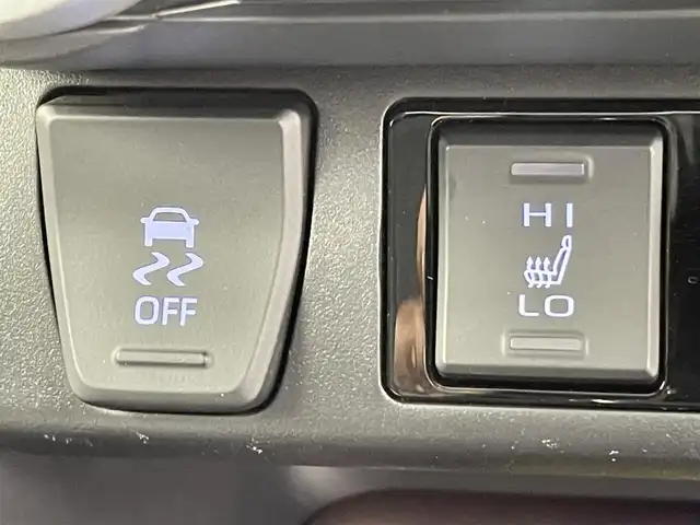 トヨタ ＲＡＶ４ ハイブリッドG 千葉県 2020(令2)年 3.1万km ホワイトパールクリスタルシャイン 4WD/パノラマムーンルーフ/トヨタセーフティセンス/・プリクラッシュセーフティ/・レーントレーシングアシスト/・ブラインドスポットモニター/・クリアランスソナー/・ロードサインアシスト/純正9インチSDナビ/CD MSV BT HDMI フルセグ/バックカメラ/デジタルインナーミラー/パワーバックドア/レーダークルーズコントロール/LEDオートライト/レザーシート/前席シートヒーター/ステアリングヒーター/ビルトインETC2.0/置くだけ充電/プッシュスタート/スマートキー