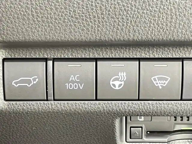 トヨタ ＲＡＶ４ ハイブリッドG 千葉県 2020(令2)年 3.1万km ホワイトパールクリスタルシャイン 4WD/パノラマムーンルーフ/トヨタセーフティセンス/・プリクラッシュセーフティ/・レーントレーシングアシスト/・ブラインドスポットモニター/・クリアランスソナー/・ロードサインアシスト/純正9インチSDナビ/CD MSV BT HDMI フルセグ/バックカメラ/デジタルインナーミラー/パワーバックドア/レーダークルーズコントロール/LEDオートライト/レザーシート/前席シートヒーター/ステアリングヒーター/ビルトインETC2.0/置くだけ充電/プッシュスタート/スマートキー