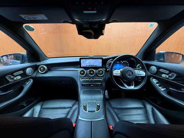 メルセデス・ベンツ ＧＬＣ２２０ d 4マチック AMGライン 千葉県 2019(令1)年 7.5万km セレナイトグレー レザーエクスクルーシブＰＫＧ　/サンルーフ　/黒革シート　/ベンチレーション　/シートヒーター　/パワーシート　/Ｂｕｒｍｅｓｔｅｒ　/３６０°カメラ　/ＨＵＤ　/エアバランスＰＫＧ　/電動リアゲート/レーダーセーフティ