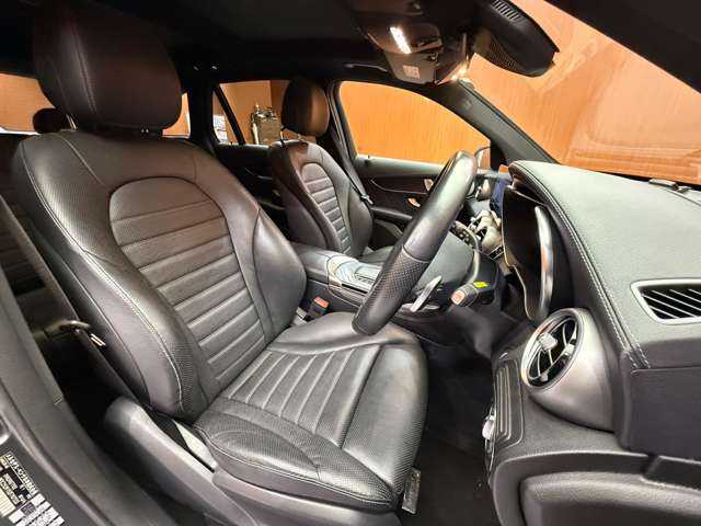 メルセデス・ベンツ ＧＬＣ２２０ d 4マチック AMGライン 千葉県 2019(令1)年 7.5万km セレナイトグレー レザーエクスクルーシブＰＫＧ　/サンルーフ　/黒革シート　/ベンチレーション　/シートヒーター　/パワーシート　/Ｂｕｒｍｅｓｔｅｒ　/３６０°カメラ　/ＨＵＤ　/エアバランスＰＫＧ　/電動リアゲート/レーダーセーフティ