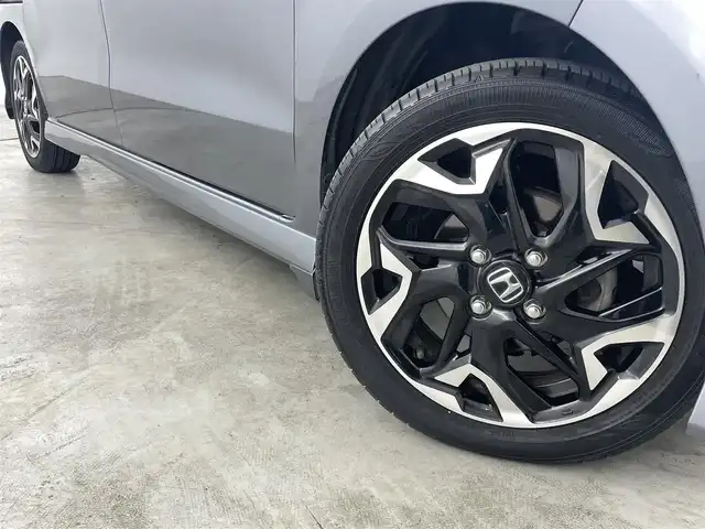 ホンダ Ｎ ＢＯＸ カスタム G L ターボ ホンダセンシング 福島県 2019(令1)年 5万km シャイニンググレーM ホンダセンシング/・先行車発進お知らせ機能/・路線逸脱防止機能/・レーンキープアシスト/・表札認識機能/・衝突被害軽減システム/・盗難防止装置/純正7インチSDナビ/・ワンセグ/TV/BT/CD/DVD/USB/AM/FM/バックカメラ/両側パワースライドドア/ACC/LEDオートライト/・フォグランプ/ハーフレザーシート/・ベンチシート/純正アルミホイール付きサマータイヤ/レザーハンドル/・ステアリングリモコン/パドルシフト/アイドリングストップ/電動格納ミラー/・ウィンカーミラー/ETC/ドアバイザー/純正フロアマット/プッシュスタート/・スマートキー