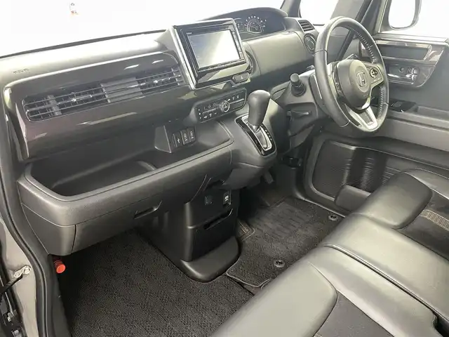 ホンダ Ｎ ＢＯＸ カスタム G L ターボ ホンダセンシング 福島県 2019(令1)年 5万km シャイニンググレーM ホンダセンシング/・先行車発進お知らせ機能/・路線逸脱防止機能/・レーンキープアシスト/・表札認識機能/・衝突被害軽減システム/・盗難防止装置/純正7インチSDナビ/・ワンセグ/TV/BT/CD/DVD/USB/AM/FM/バックカメラ/両側パワースライドドア/ACC/LEDオートライト/・フォグランプ/ハーフレザーシート/・ベンチシート/純正アルミホイール付きサマータイヤ/レザーハンドル/・ステアリングリモコン/パドルシフト/アイドリングストップ/電動格納ミラー/・ウィンカーミラー/ETC/ドアバイザー/純正フロアマット/プッシュスタート/・スマートキー