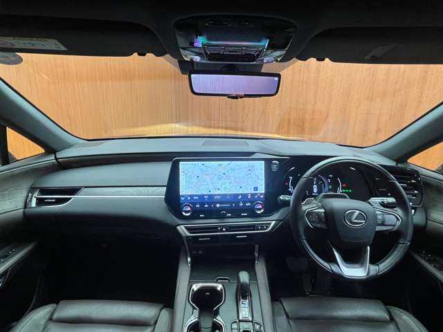 レクサス ＲＸ 450h+ バージョンL 千葉県 2023(令5)年 1万km 紺 パノラマSR　/半革シート　/ACC　/HUD　/ナビ　TV　360°Bluetooth接続　/シートヒーター　ベンチレーション　/デジタルインナーミラー　/パーキングサポート　/3眼LEDヘッドライト　/衝突軽減B　/BSM　/LKA　/ドラレコ　/ETC