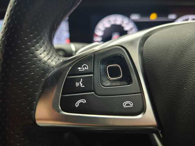 メルセデス・ベンツ Ｅ２００ アバンギャルド スポーツ 群馬県 2016(平28)年 2.4万km オブシディアンブラック スマートキー/プッシュスタート/アイドリングストップ/シートヒーター/360°カメラ/LEDヘッドライト/Bluetooth/フルセグTV/ETC/USB/AppleCarplay/AndroidAuto/ACC/レーダーセーフティパッケージ/純正19インチアルミホイール