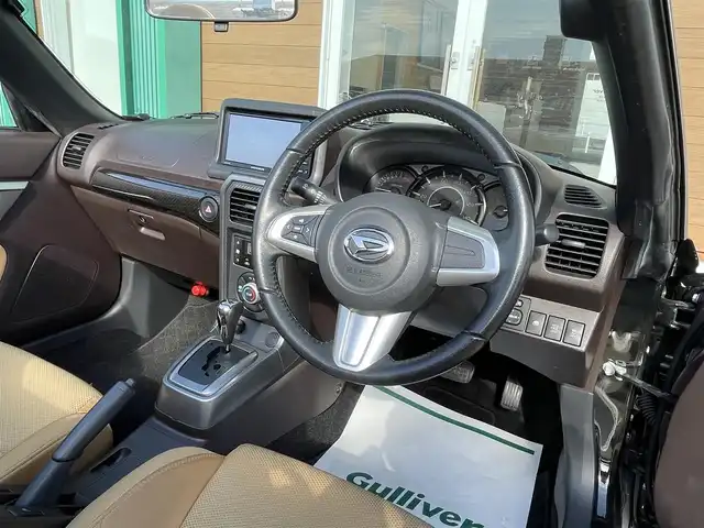 ダイハツ コペン ローブ 宮崎県 2015(平27)年 7.3万km ブラックマイカメタリック 純正ナビ/フルセグTV/バックカメラ/ETC/横滑り防止装置/IC付ターボ/LEDヘッドランプ/オートエアコン/革巻きステアリング/ステアリングスイッチ/ベージュファブリックスポーツシート/両席シートヒーター/社外14インチアルミホイール/スマートキー/プッシュエンジンスタート/禁煙車