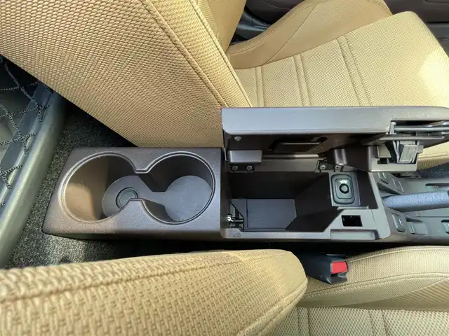 ダイハツ コペン ローブ 宮崎県 2015(平27)年 7.3万km ブラックマイカメタリック 純正ナビ/フルセグTV/バックカメラ/ETC/横滑り防止装置/IC付ターボ/LEDヘッドランプ/オートエアコン/革巻きステアリング/ステアリングスイッチ/ベージュファブリックスポーツシート/両席シートヒーター/社外14インチアルミホイール/スマートキー/プッシュエンジンスタート/禁煙車