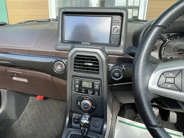 ダイハツ コペン ローブ 宮崎県 2015(平27)年 7.3万km ブラックマイカメタリック 純正ナビ/フルセグTV/バックカメラ/ETC/横滑り防止装置/IC付ターボ/LEDヘッドランプ/オートエアコン/革巻きステアリング/ステアリングスイッチ/ベージュファブリックスポーツシート/両席シートヒーター/社外14インチアルミホイール/スマートキー/プッシュエンジンスタート/禁煙車