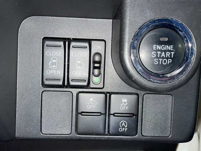 トヨタ タンク カスタムG S 新潟県 2017(平29)年 9.4万km パールホワイトⅢ 　社外ナビ/　フルセグテレビ/　Bluetooth/　アイドリングストップ/　ウィンカーミラー/　クルーズコントロール/　ドアバイザー/　プッシュスタート/　両側パワースライドドア/　オートライト/　モデリスタエアロ/　LEDヘッドライト/　電動格納ミラー