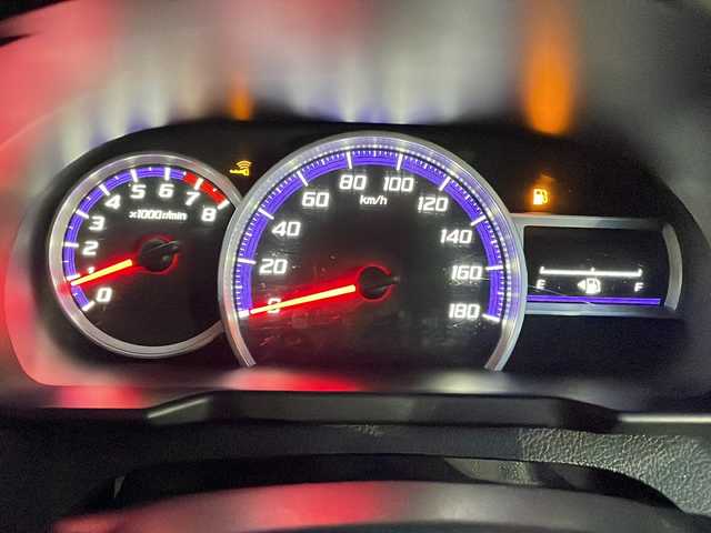 トヨタ タンク カスタムG S 新潟県 2017(平29)年 9.4万km パールホワイトⅢ 　社外ナビ/　フルセグテレビ/　Bluetooth/　アイドリングストップ/　ウィンカーミラー/　クルーズコントロール/　ドアバイザー/　プッシュスタート/　両側パワースライドドア/　オートライト/　モデリスタエアロ/　LEDヘッドライト/　電動格納ミラー