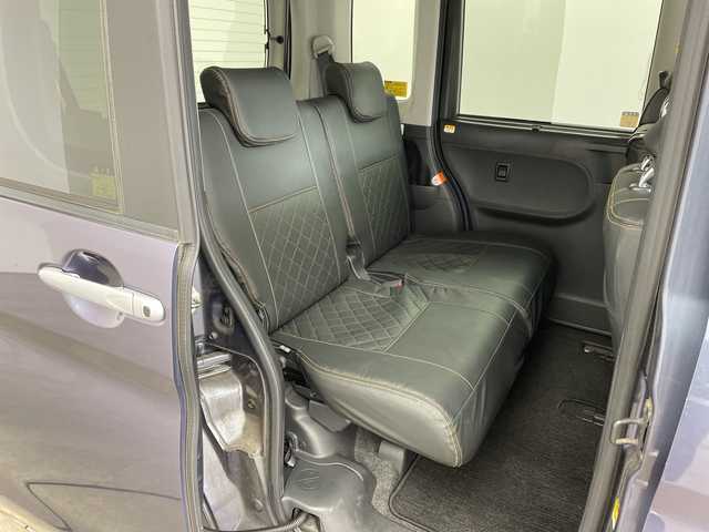 ダイハツ タント カスタム RS トップED SA Ⅲ 兵庫県 2017(平29)年 7.2万km メテオライトグレーイリュージョナルP ・社外ディスプレイオーディオ/CD/DVD/USB/・バックカメラ/・ETC/・スマートアシストIII/・衝突回避支援ブレーキ機能/・誤発進抑制制御機能（前方・後方）/・オートハイビーム/・先行車発進お知らせ機能/・車線はみ出し警報/・ＬＥＤヘッドライト/・オートライト/・フォグランプ/・両側パワースライドドア/・ハーフレザーシート/・シートヒーター/・レザー調シートカバー/・純正15インチアルミホイール/・純正フロアマット/・ステアリングスイッチ/・スマートキー/・プッシュスタート