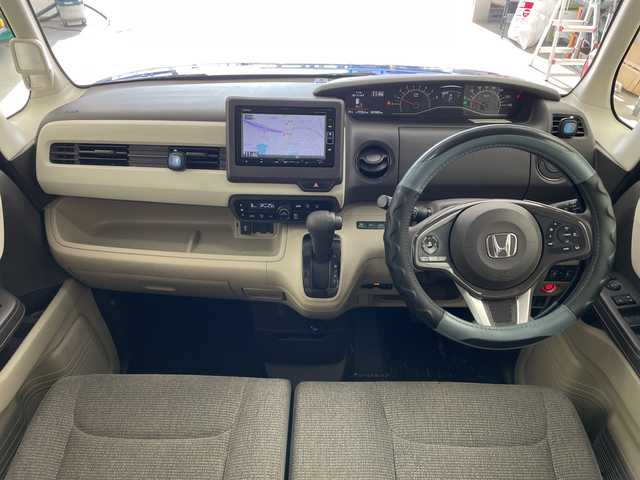 ホンダ Ｎ ＢＯＸ G L ホンダセンシング 兵庫県 2019(平31)年 4.8万km ブリリアントスポーティブルーメタリック2トーン ・純正ナビ/BT/CD/DVD/SD/USB/TV/・バックカメラ/・ホンダセンシング/・衝突軽減ブレーキ/・誤発進抑制機能/・歩行者事故低減ステアリング/・路外逸脱抑制機能/・アダクティブクルーズコントロール/・車線維持支援システム/・先行車発進お知らせ機能/・標識認識機能/・後方誤発進抑制機能/・オートハイビーム/・両側パワースライドドア/・ステアリングスイッチ/・純正フロアマット/・LEDヘッドライト/・ビルトインETC/・取扱説明書/・保証書/・スペアキー