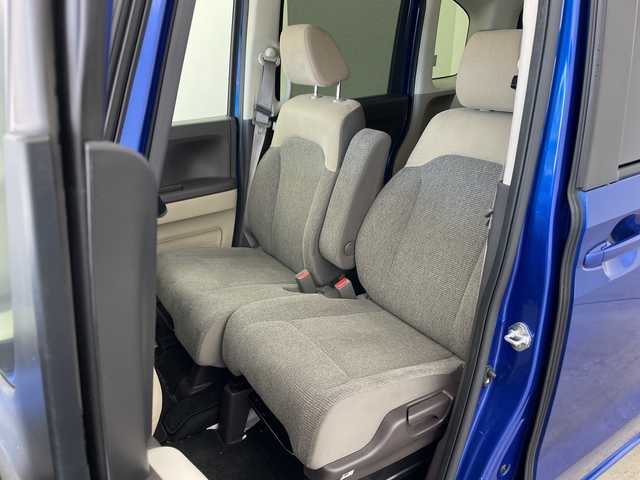 ホンダ Ｎ ＢＯＸ G L ホンダセンシング 兵庫県 2019(平31)年 4.8万km ブリリアントスポーティブルーメタリック2トーン ・純正ナビ/BT/CD/DVD/SD/USB/TV/・バックカメラ/・ホンダセンシング/・衝突軽減ブレーキ/・誤発進抑制機能/・歩行者事故低減ステアリング/・路外逸脱抑制機能/・アダクティブクルーズコントロール/・車線維持支援システム/・先行車発進お知らせ機能/・標識認識機能/・後方誤発進抑制機能/・オートハイビーム/・両側パワースライドドア/・ステアリングスイッチ/・純正フロアマット/・LEDヘッドライト/・ビルトインETC/・取扱説明書/・保証書/・スペアキー