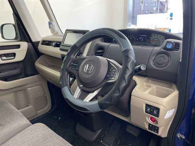 ホンダ Ｎ ＢＯＸ G L ホンダセンシング 兵庫県 2019(平31)年 4.8万km ブリリアントスポーティブルーメタリック2トーン ・純正ナビ/BT/CD/DVD/SD/USB/TV/・バックカメラ/・ホンダセンシング/・衝突軽減ブレーキ/・誤発進抑制機能/・歩行者事故低減ステアリング/・路外逸脱抑制機能/・アダクティブクルーズコントロール/・車線維持支援システム/・先行車発進お知らせ機能/・標識認識機能/・後方誤発進抑制機能/・オートハイビーム/・両側パワースライドドア/・ステアリングスイッチ/・純正フロアマット/・LEDヘッドライト/・ビルトインETC/・取扱説明書/・保証書/・スペアキー